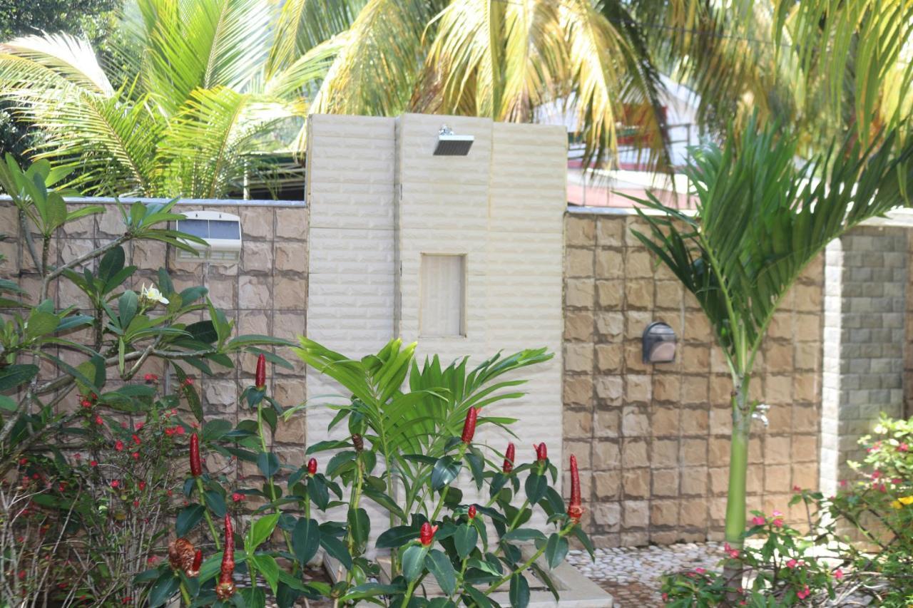 Chez Augustine Apartment Baie Lazare  Екстериор снимка