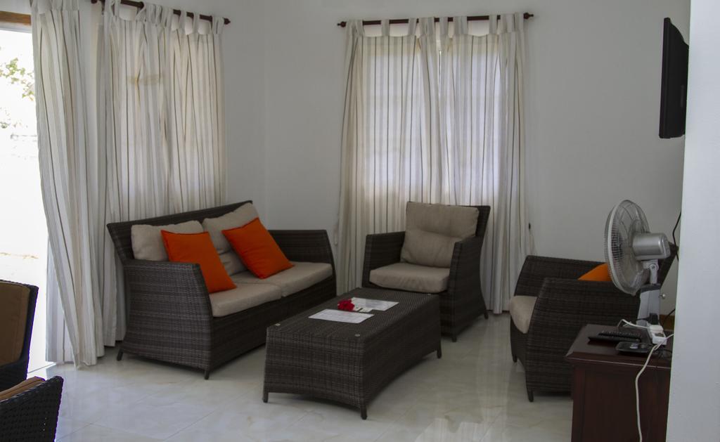 Chez Augustine Apartment Baie Lazare  Екстериор снимка