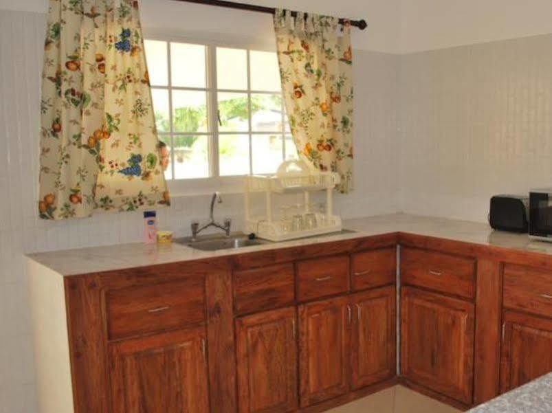 Chez Augustine Apartment Baie Lazare  Екстериор снимка